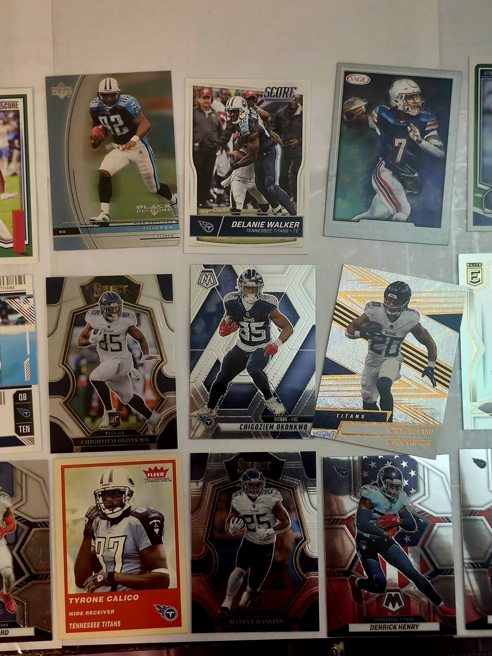 Titans Card Lot (14 Cards) - Will Levis, Tyjae Spears RC, Kevin Byard Mosaic